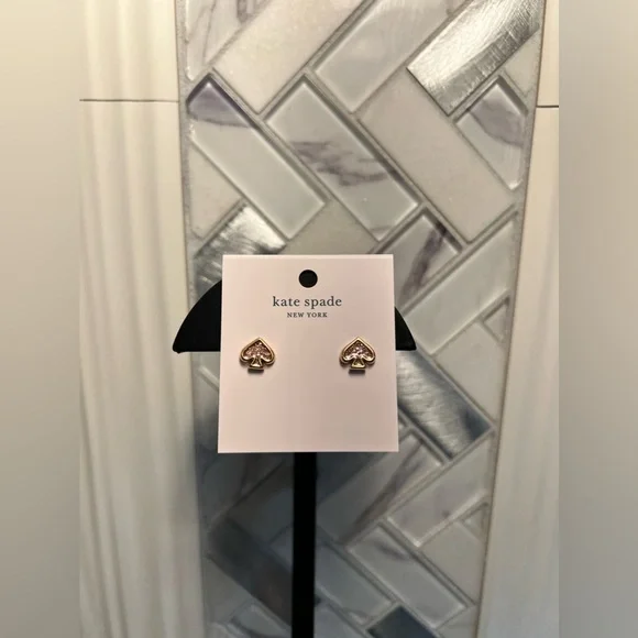 SALE🔥 Kate Spade Everyday Spade Rose Gold Earrings - Picture 4 of 5